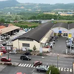 Serravalle Shopping - Outlet Apartment *