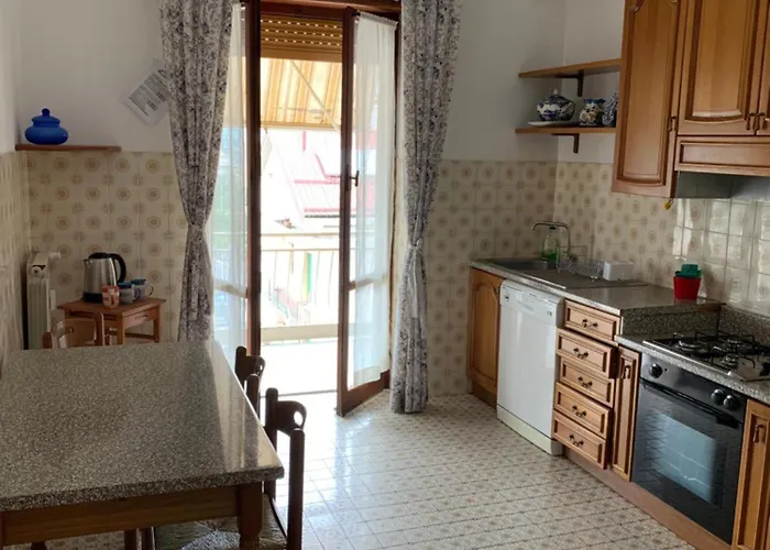 Appartement Serravalle Shopping - Outlet *